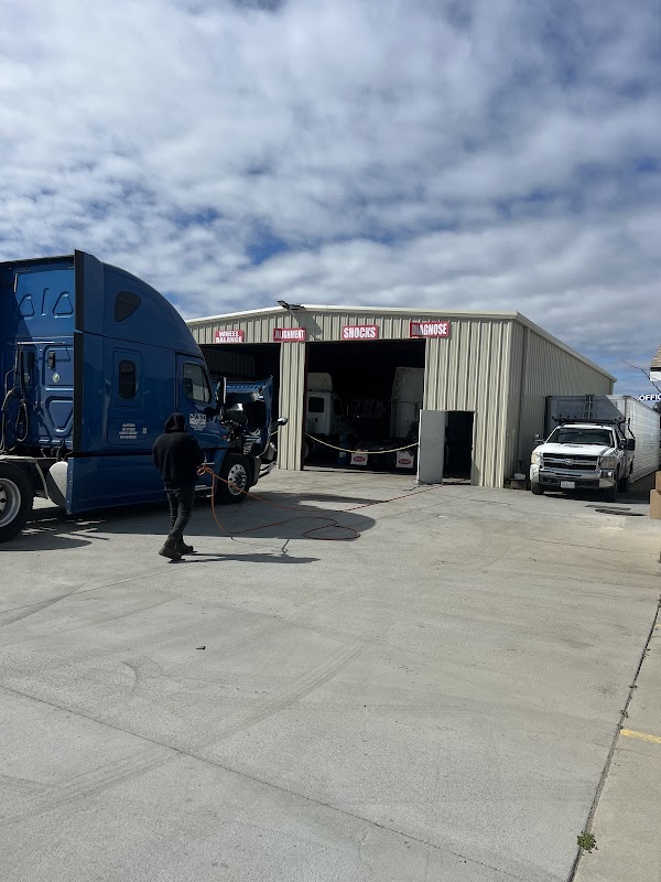 Central Truck Repair Shop — Fresno CA diesel mechanics