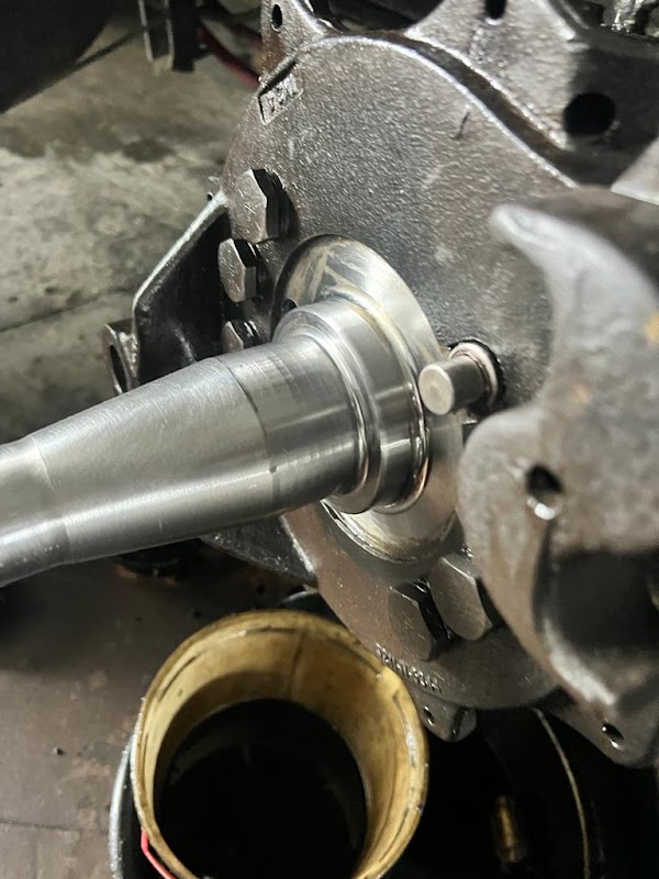 Heavy truck mechanic